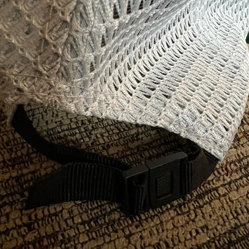 Ediko Mesh Hat - Picture 3 of 4